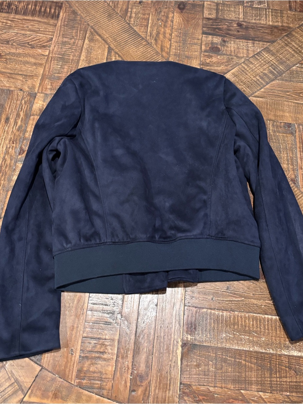 Banana Republic Dark Blue Vegan Suede Jacket in size Medium. Great condition! - Picture 12 of 15